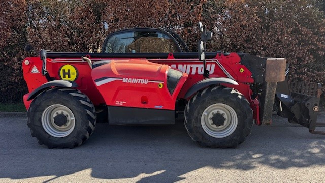 MANITOU MT1840 EASY - Teleszkópos rakodó: 2 kép. MANITOU MT1840 EASY - Teleszkópos rakodó: 2 kép.