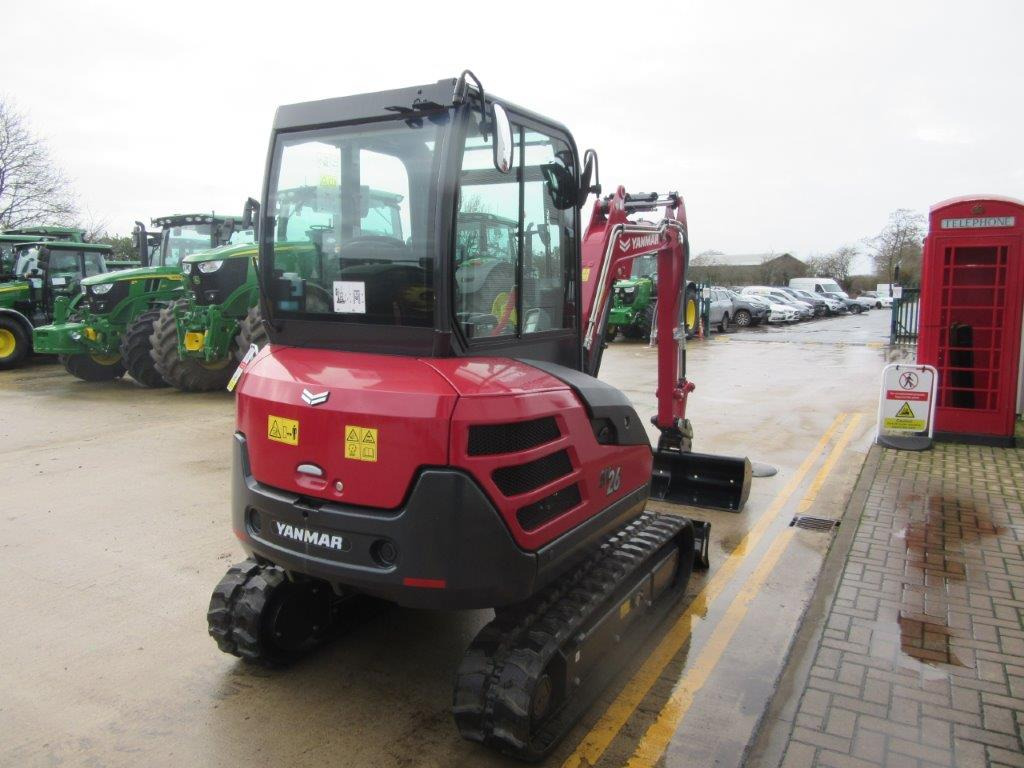 Yanmar SV26 - Kotrógép: 5 kép. Yanmar SV26 - Kotrógép: 5 kép.