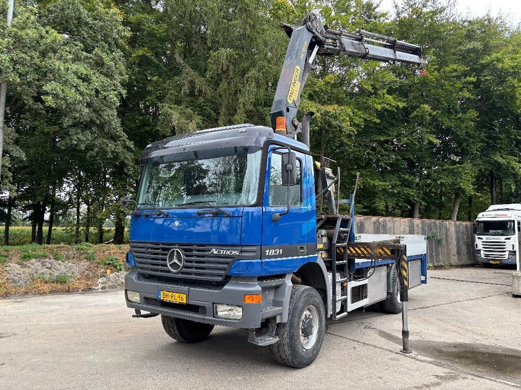 Mercedes-Benz Actros 1831/ 4x4 / Palfinger PK19000 Crane - Darus autó: 5 kép. Mercedes-Benz Actros 1831/ 4x4 / Palfinger PK19000 Crane - Darus autó: 5 kép.