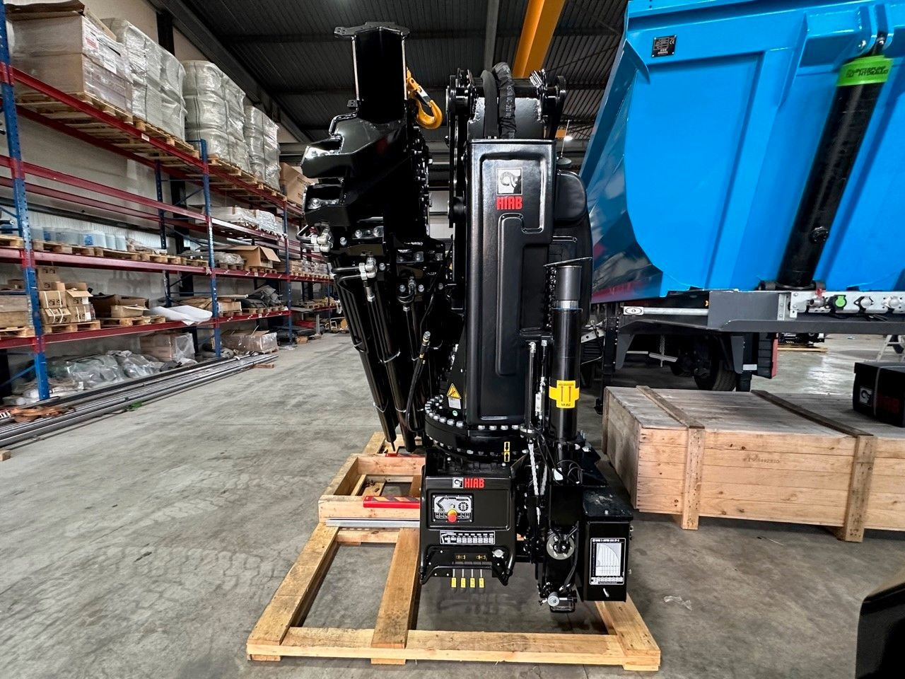 Kran HIAB X-HIPRO 658 E-6 - Darus autó: 3 kép. Kran HIAB X-HIPRO 658 E-6 - Darus autó: 3 kép.