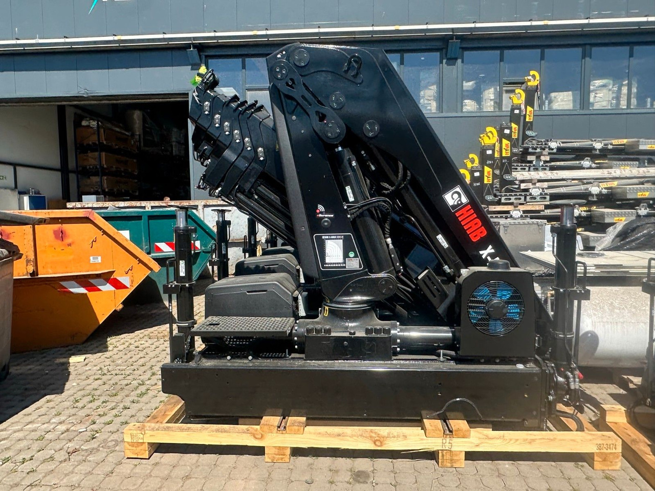Kran Hiab X Hiduo 228-6 - Darus autó: 5 kép. Kran Hiab X Hiduo 228-6 - Darus autó: 5 kép.