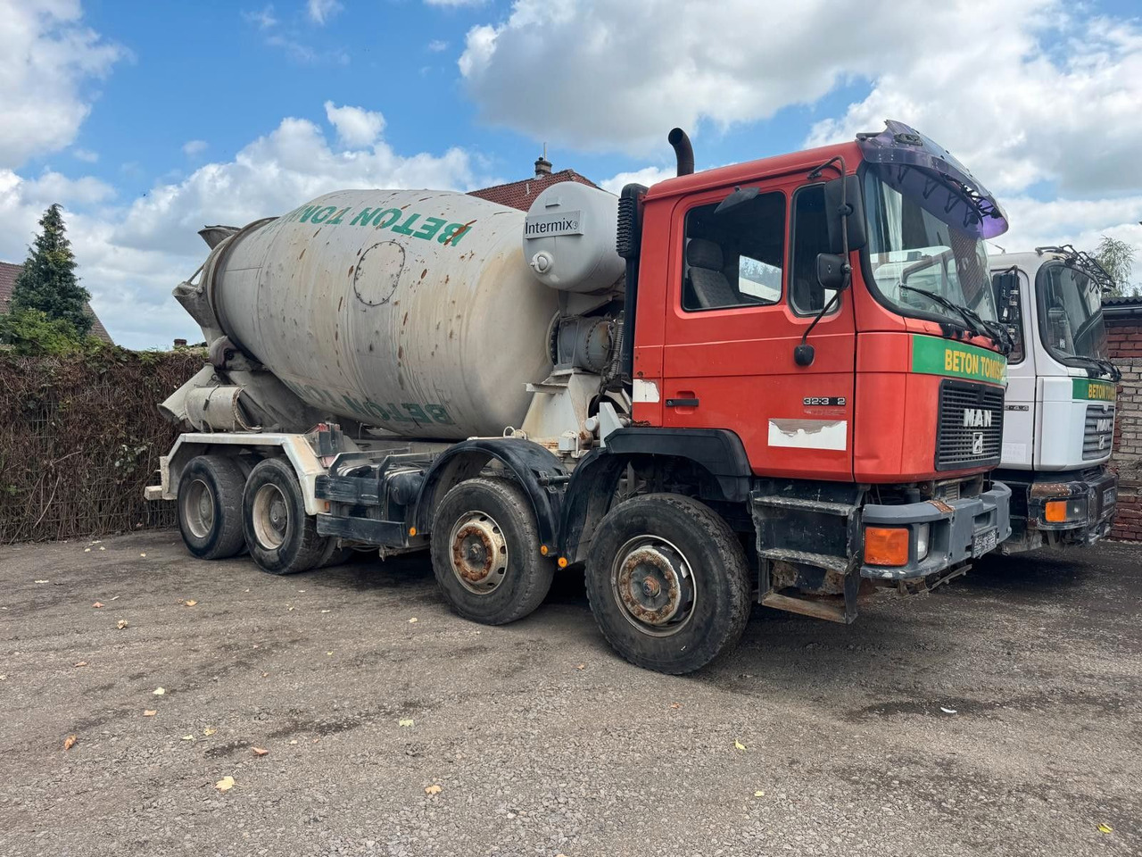 MAN 32.372 8x4 10m³ - Betonmixer: 1 kép. MAN 32.372 8x4 10m³ - Betonmixer: 1 kép.