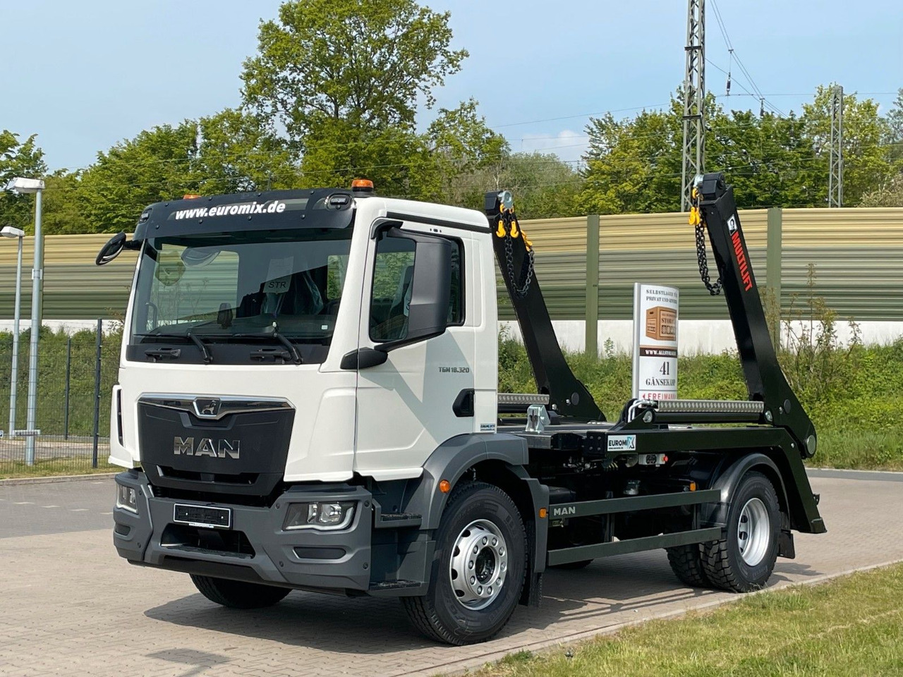 MAN TGM 18.320 4x2 Euro 6e Hiab Multilift Futura 12 - Billenőplatós teherautó, Darus autó: 1 kép. MAN TGM 18.320 4x2 Euro 6e Hiab Multilift Futura 12 - Billenőplatós teherautó, Darus autó: 1 kép.