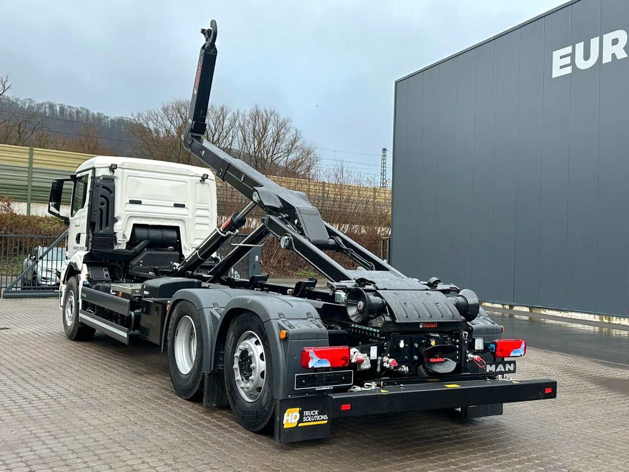 MAN TGS 26.470 6x2 Retarder MulitLift 21S59 - Horgos rakodó teherautó, Darus autó: 4 kép. MAN TGS 26.470 6x2 Retarder MulitLift 21S59 - Horgos rakodó teherautó, Darus autó: 4 kép.