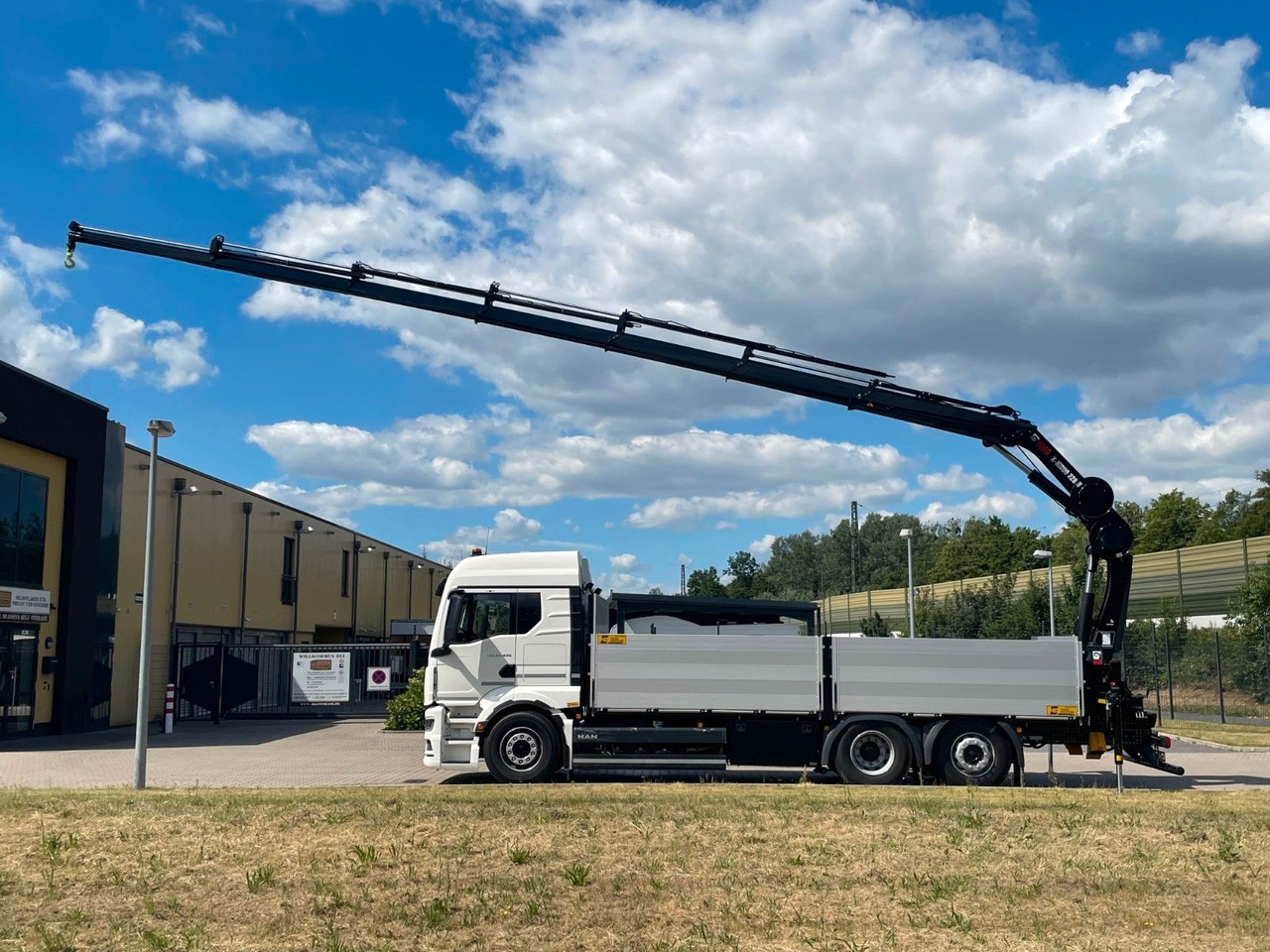 MAN TGS 26.480 /6X2 Euro6 Retarder HIAB 228 - 6 - Darus autó: 2 kép. MAN TGS 26.480 /6X2 Euro6 Retarder HIAB 228 - 6 - Darus autó: 2 kép.