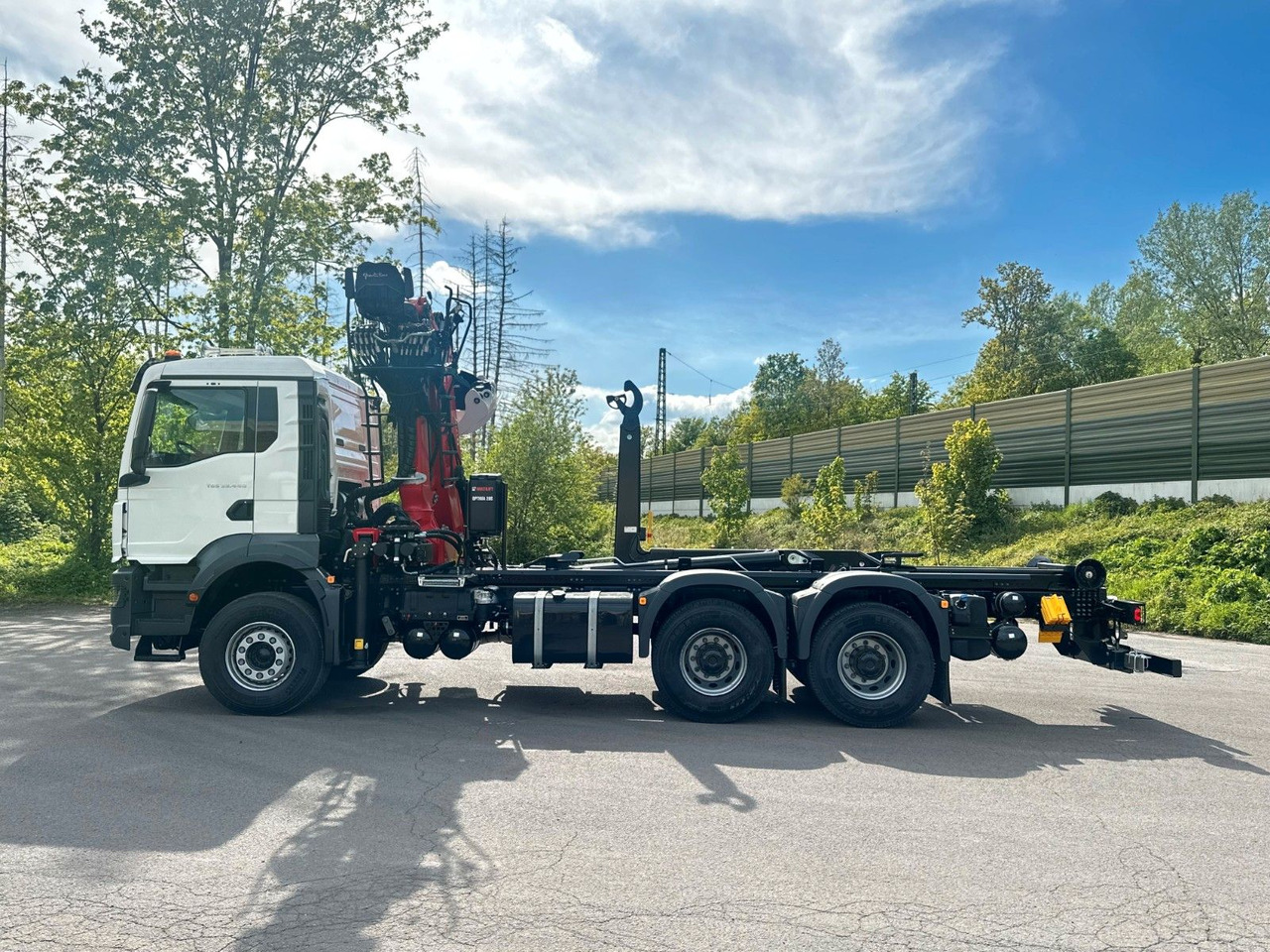 MAN TGS 33.440 6x4 Epsilon 170Z MultiLift 20s56 - Horgos rakodó teherautó, Darus autó: 3 kép. MAN TGS 33.440 6x4 Epsilon 170Z MultiLift 20s56 - Horgos rakodó teherautó, Darus autó: 3 kép.