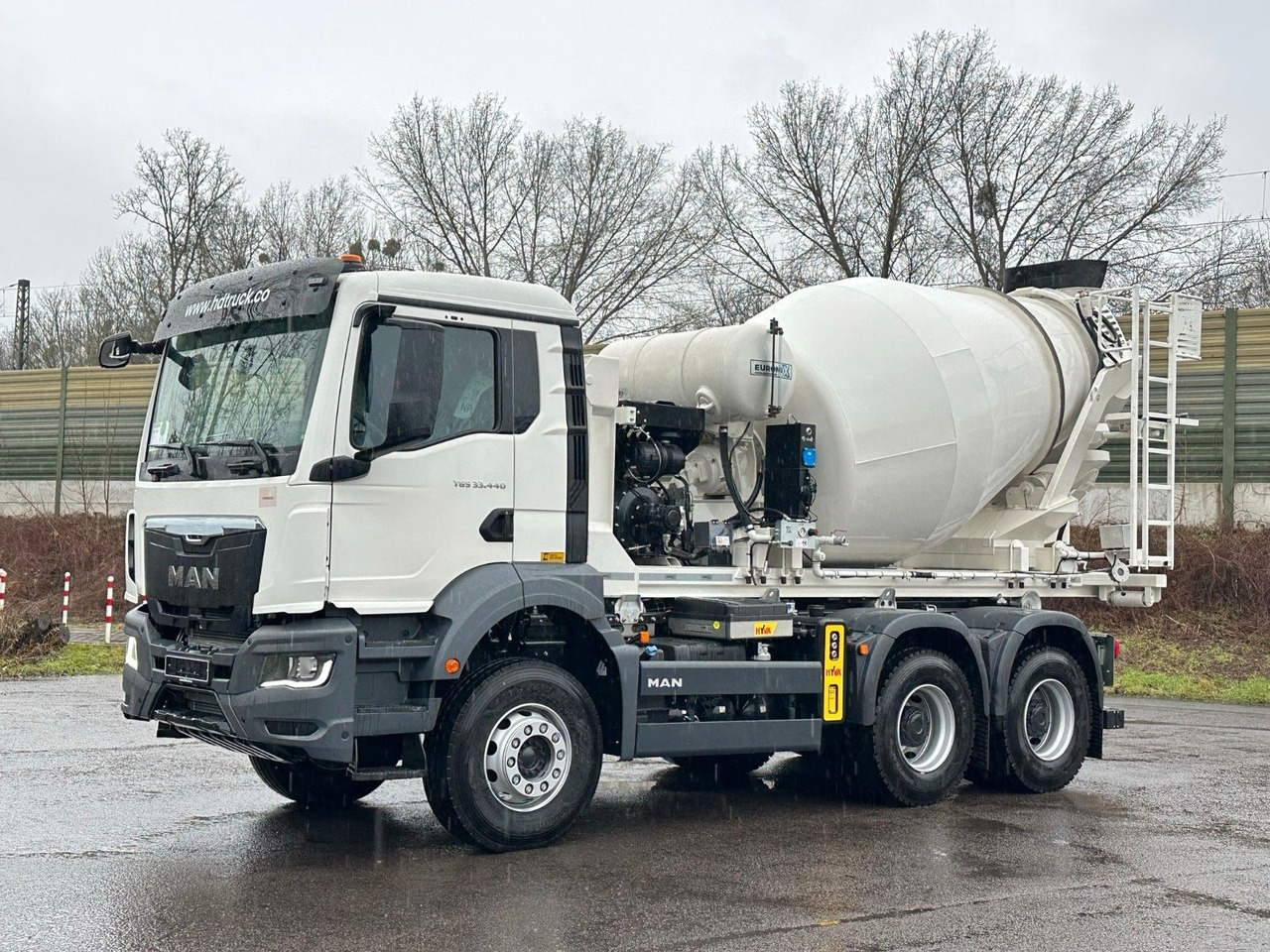MAN TGS 33.440 6x4 Euro6e Abroller + Fahrmischer - Horgos rakodó teherautó, Darus autó: 3 kép. MAN TGS 33.440 6x4 Euro6e Abroller + Fahrmischer - Horgos rakodó teherautó, Darus autó: 3 kép.