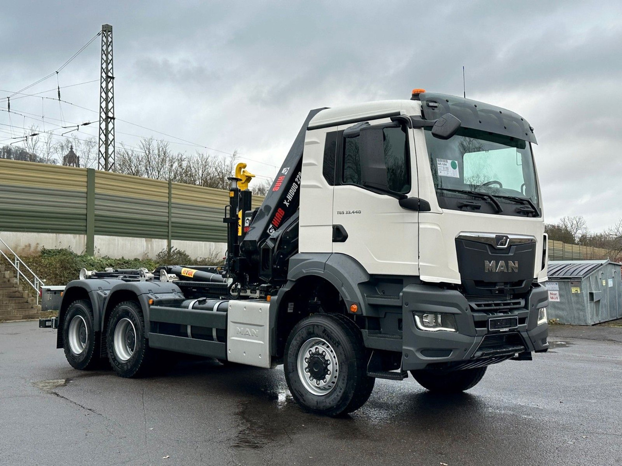 MAN TGS 33.440 6x6 BB Abrollkipper+Kran Hiab 228-6 lízing MAN TGS 33.440 6x6 BB Abrollkipper+Kran Hiab 228-6: 18 kép.