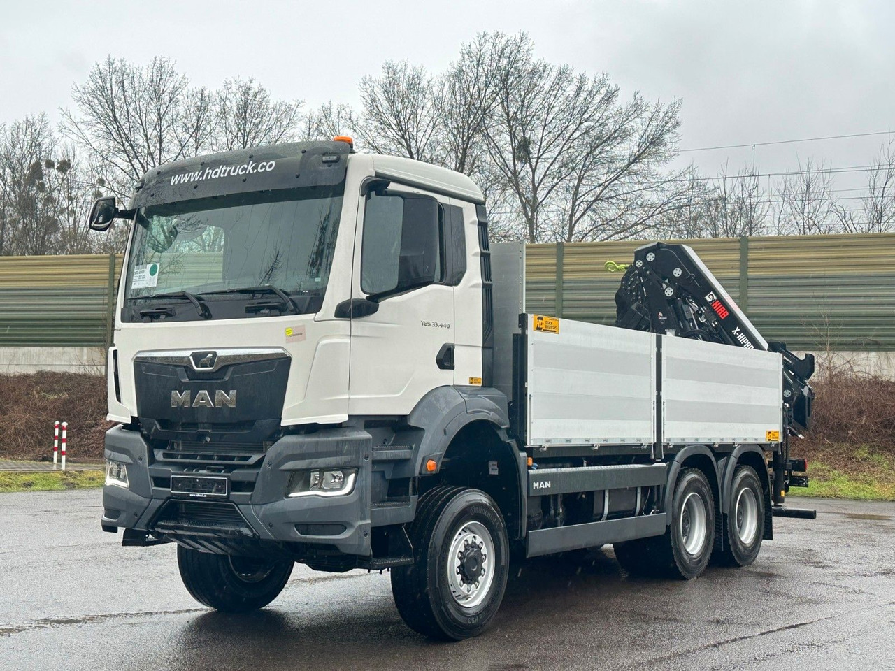 MAN TGS 33.440 6x6 Kran HIAB X-HiPro 302 E 6 - Darus autó: 2 kép. MAN TGS 33.440 6x6 Kran HIAB X-HiPro 302 E 6 - Darus autó: 2 kép.