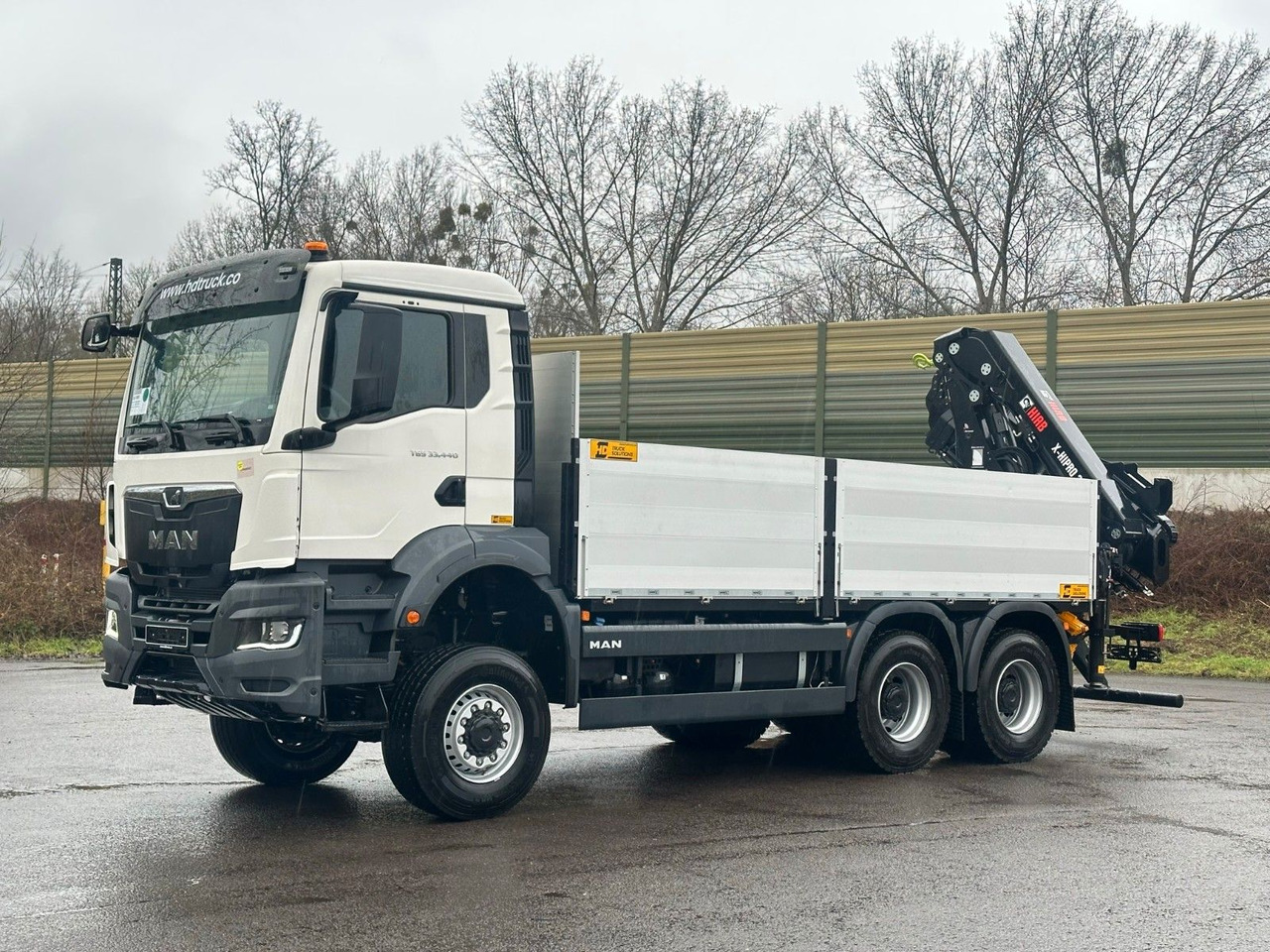 MAN TGS 33.440 6x6 Kran HIAB X-HiPro 302 E 6 - Darus autó: 3 kép. MAN TGS 33.440 6x6 Kran HIAB X-HiPro 302 E 6 - Darus autó: 3 kép.