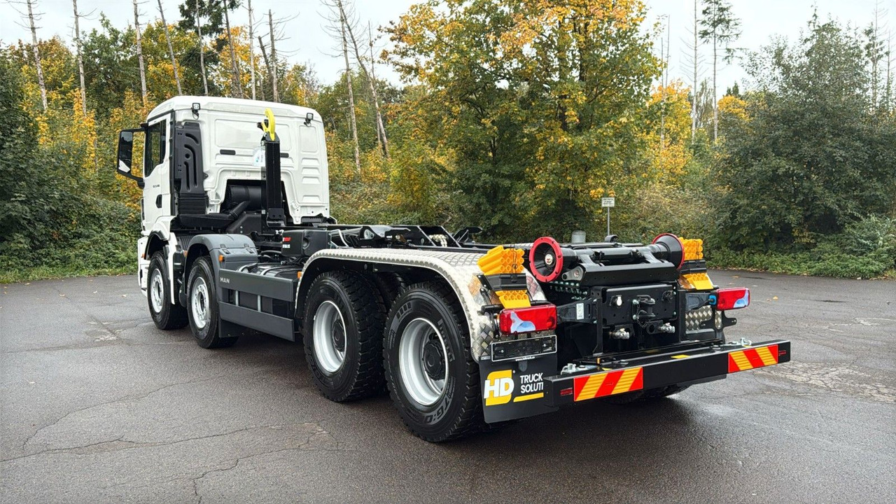 MAN TGS 35.480 8x4 Euro6e Hiab MultLift Abrollkipper - Horgos rakodó teherautó, Darus autó: 3 kép. MAN TGS 35.480 8x4 Euro6e Hiab MultLift Abrollkipper - Horgos rakodó teherautó, Darus autó: 3 kép.