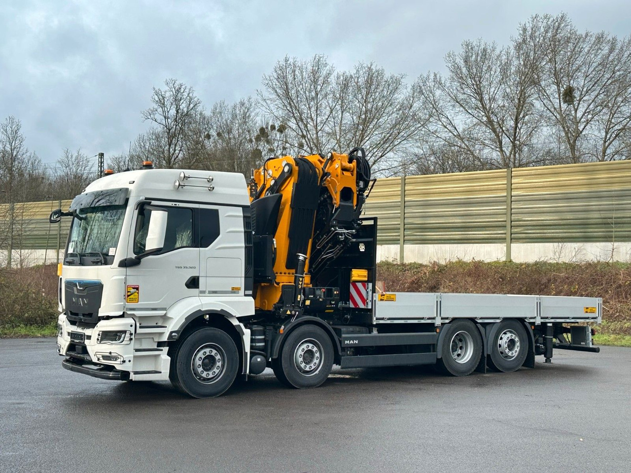 MAN TGS 35.520 8X2 Hiab EFFER 955-8s +Jib 6s - Darus autó: 4 kép. MAN TGS 35.520 8X2 Hiab EFFER 955-8s +Jib 6s - Darus autó: 4 kép.