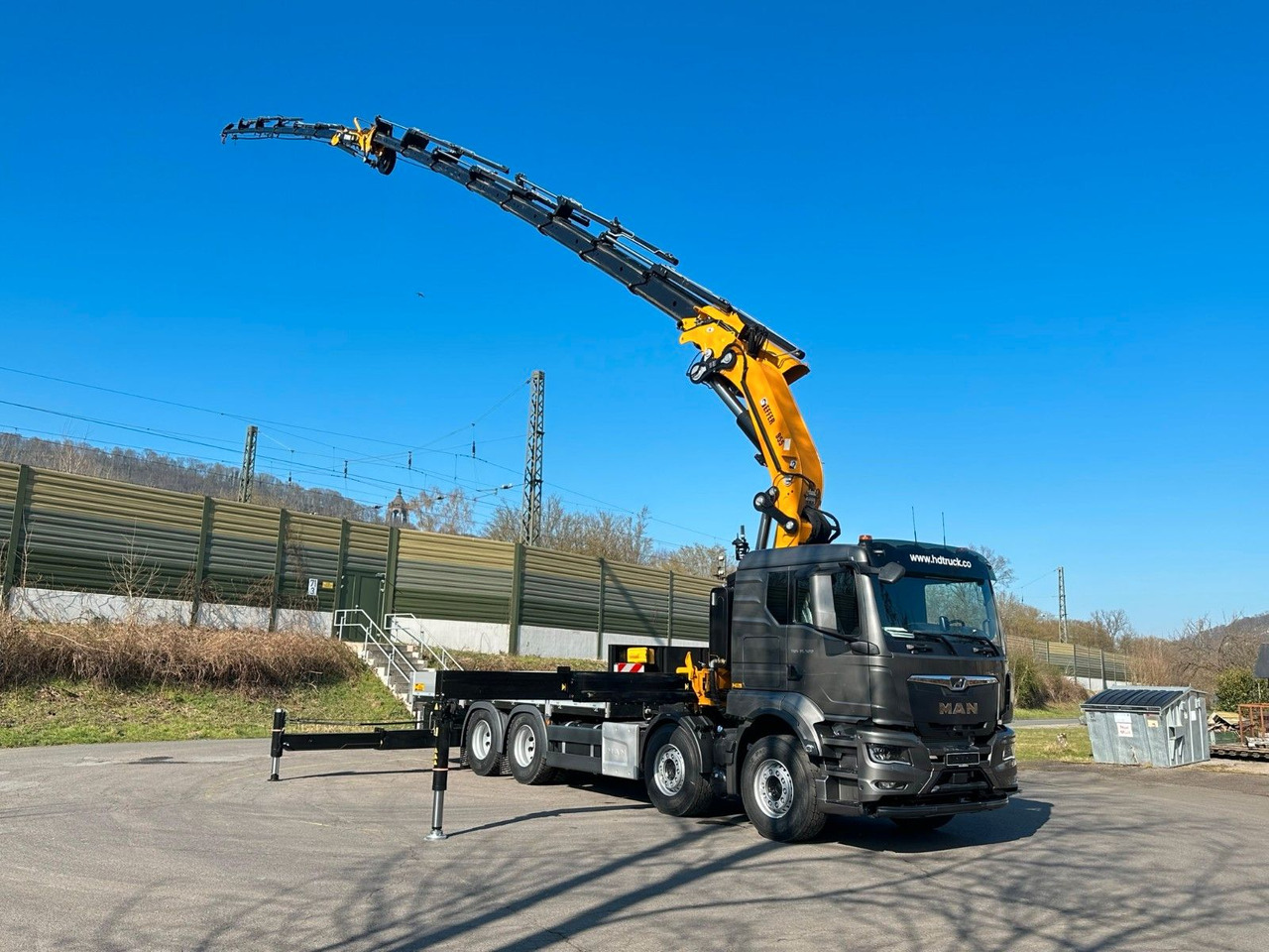 MAN TGS 35.520 8X4 TG 3 EFFER 955-8s +Jib 6sAUTOKRAN - Darus autó: 2 kép. MAN TGS 35.520 8X4 TG 3 EFFER 955-8s +Jib 6sAUTOKRAN - Darus autó: 2 kép.