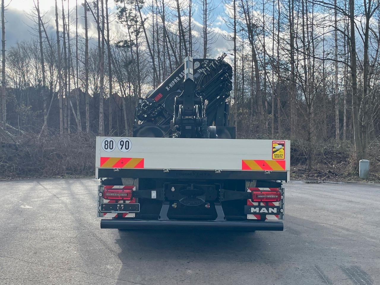 MAN TGS 35.520 8x4 BL HIAB X-HIPRO 658 EP-6 - Darus autó: 5 kép. MAN TGS 35.520 8x4 BL HIAB X-HIPRO 658 EP-6 - Darus autó: 5 kép.