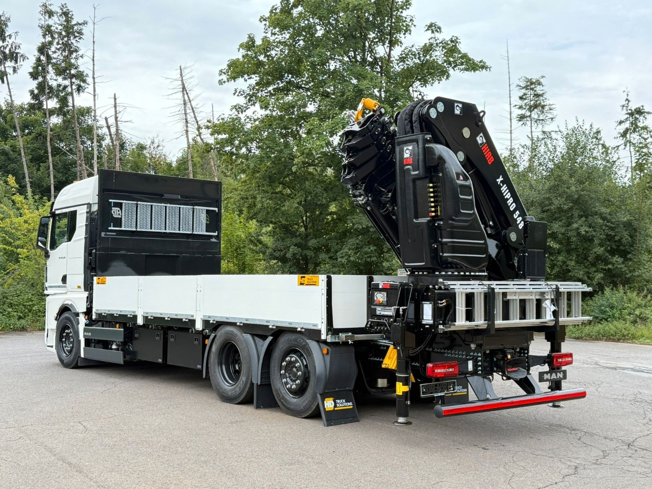 MAN TGX 26.520 TG3 Retarder / 6X2 Hiab 548 E 8 - Darus autó: 5 kép. MAN TGX 26.520 TG3 Retarder / 6X2 Hiab 548 E 8 - Darus autó: 5 kép.