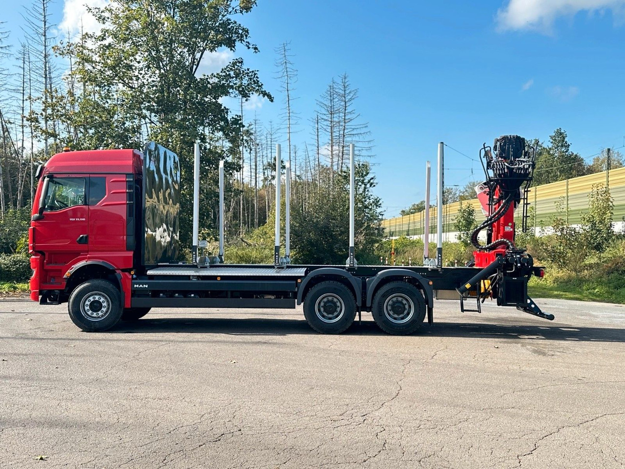 MAN TGX 33.510 6X4 BL Euro6e EPSILON 150 Z - Rönkszállító teherautó, Darus autó: 5 kép. MAN TGX 33.510 6X4 BL Euro6e EPSILON 150 Z - Rönkszállító teherautó, Darus autó: 5 kép.