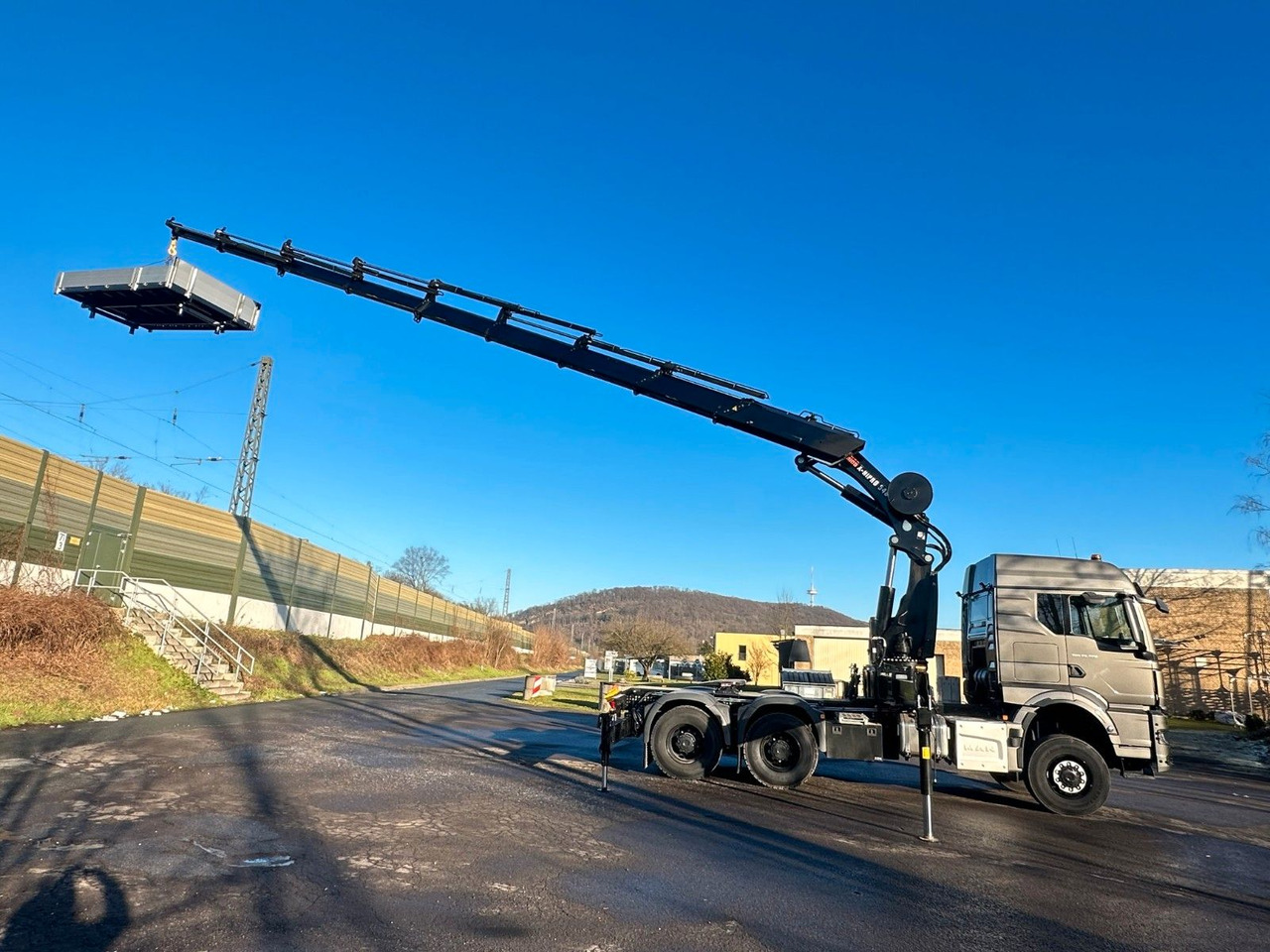 Nyergesvontató MAN TGS 26.520 6x6  Kran HIAB X-HIPRO 548E-8: 17 kép.