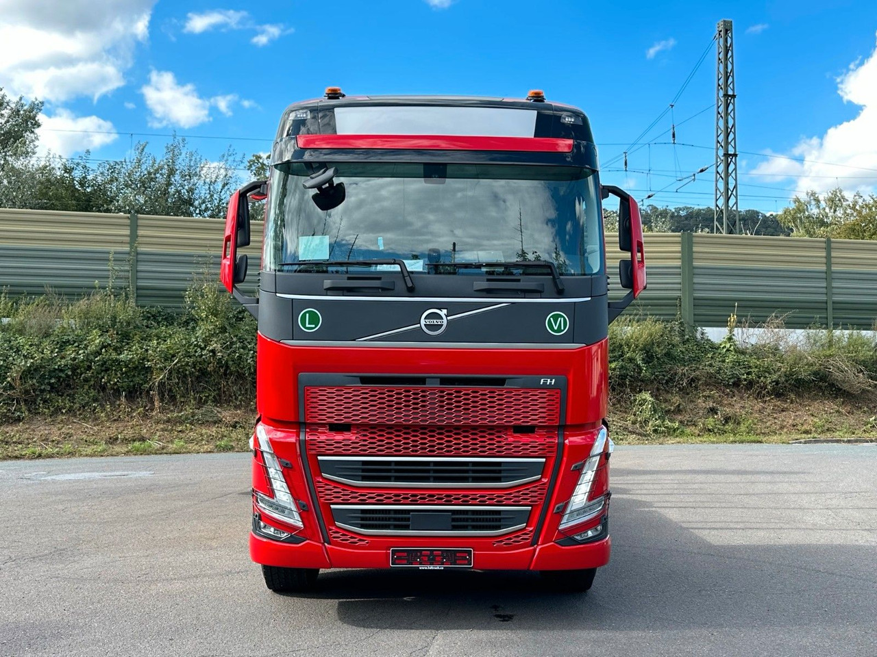 Volvo FH 540 6x4 LogLift EPSILON - Rönkszállító teherautó, Darus autó: 2 kép. Volvo FH 540 6x4 LogLift EPSILON - Rönkszállító teherautó, Darus autó: 2 kép.