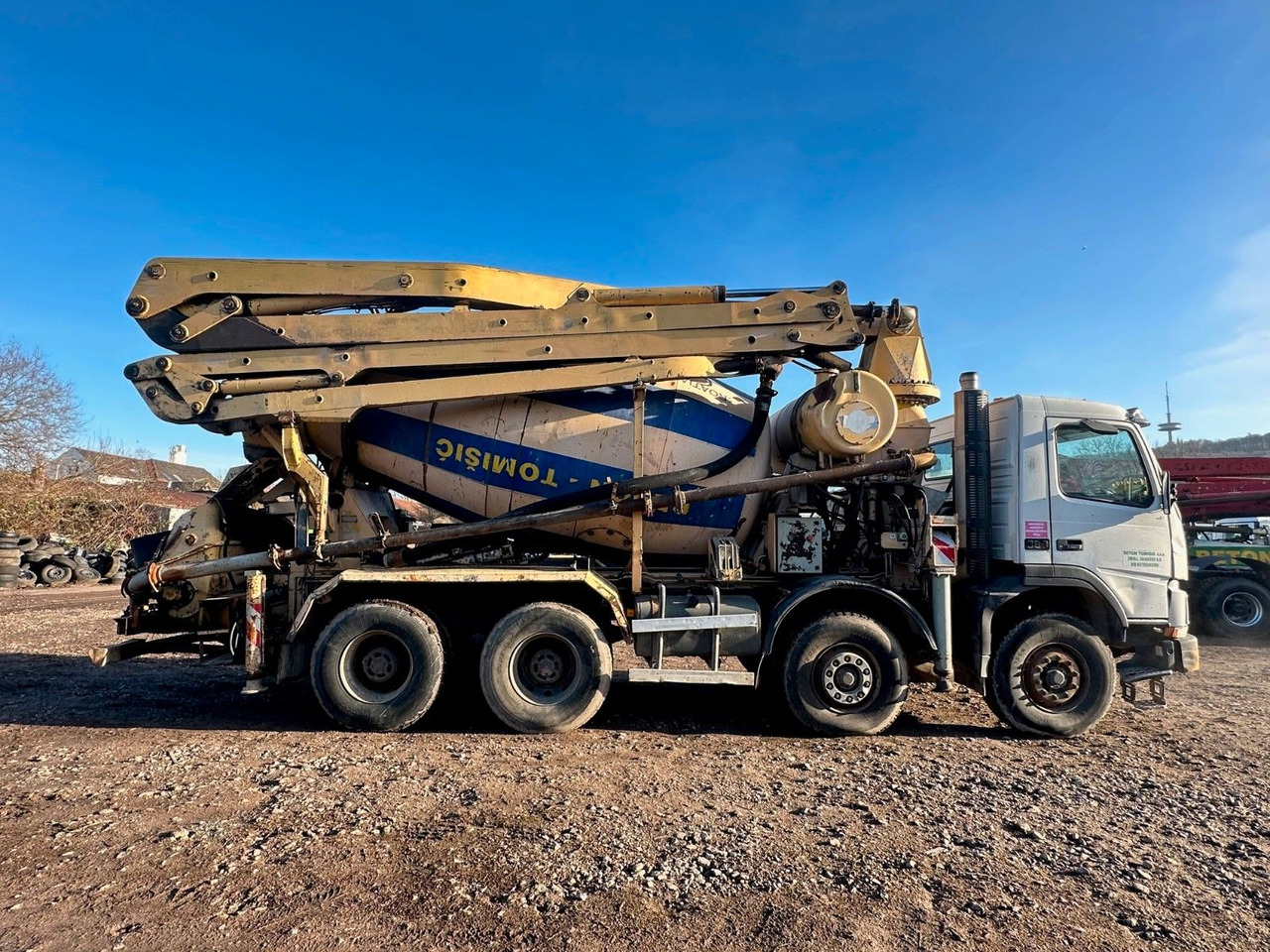 Volvo FM380 8X4 CIFA 28m Fahrmischer Pumpe - Betonpumpa: 3 kép. Volvo FM380 8X4 CIFA 28m Fahrmischer Pumpe - Betonpumpa: 3 kép.
