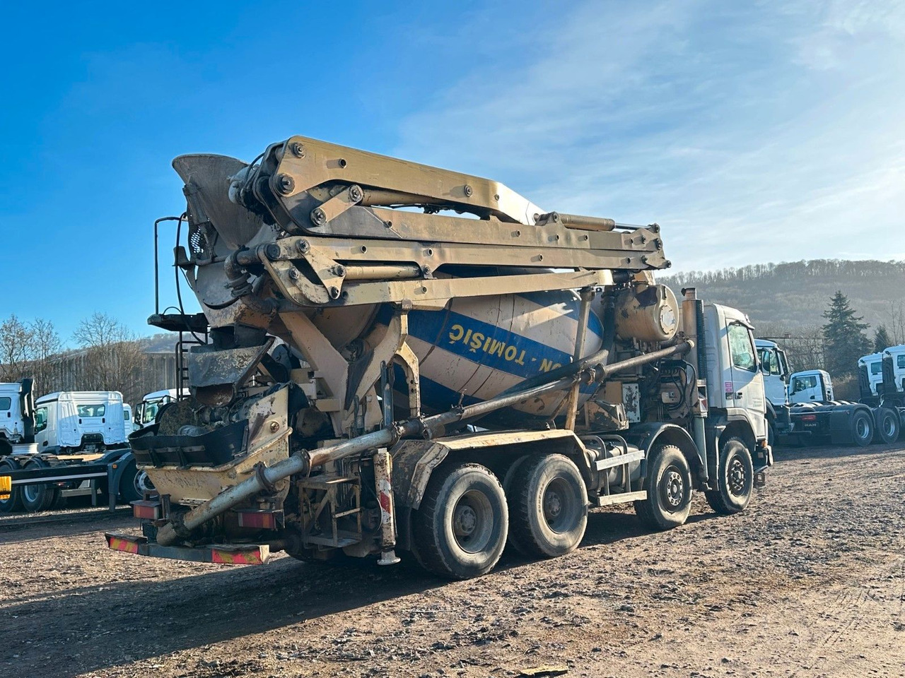 Volvo FM380 8X4 CIFA 28m Fahrmischer Pumpe - Betonpumpa: 4 kép. Volvo FM380 8X4 CIFA 28m Fahrmischer Pumpe - Betonpumpa: 4 kép.