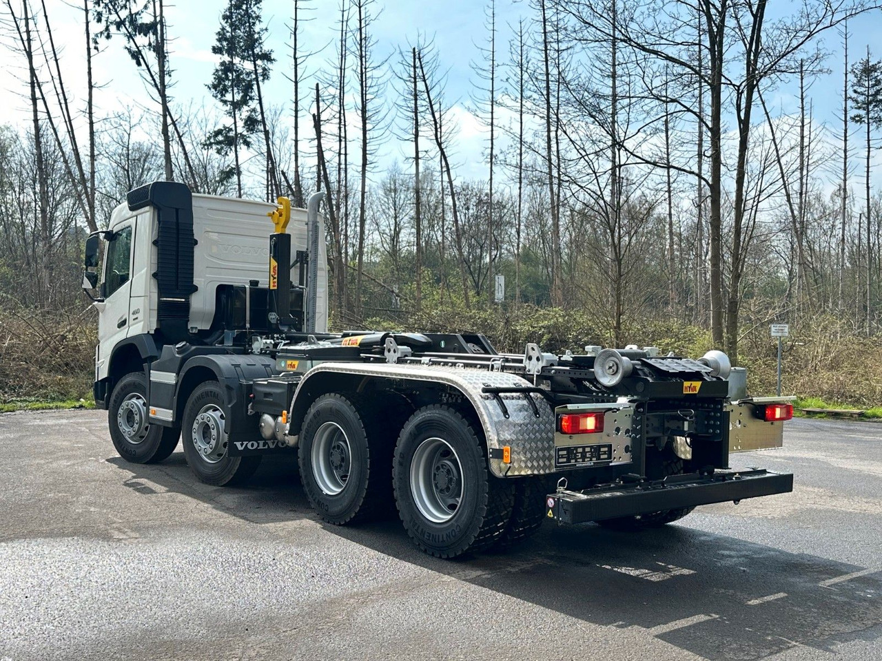 Volvo FMX 460 8x4 Hiab MultLift Abrollkipper Euro6e - Horgos rakodó teherautó, Darus autó: 4 kép. Volvo FMX 460 8x4 Hiab MultLift Abrollkipper Euro6e - Horgos rakodó teherautó, Darus autó: 4 kép.