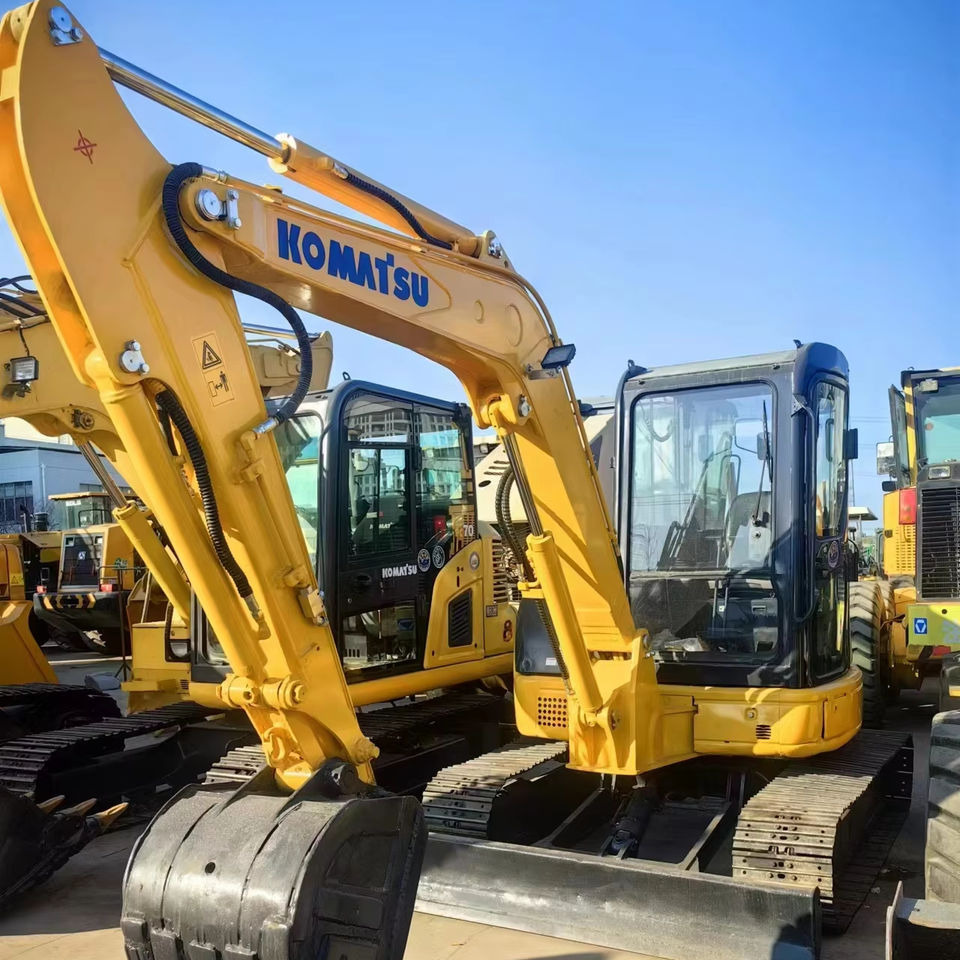 High Quality 5.5 Ton Used Mini Komatsu PC 55MR Earth-Moving Small Machinery Pc55mr Pc55 PC 50 in Stock - Minikotró: 1 kép. High Quality 5.5 Ton Used Mini Komatsu PC 55MR Earth-Moving Small Machinery Pc55mr Pc55 PC 50 in Stock - Minikotró: 1 kép.