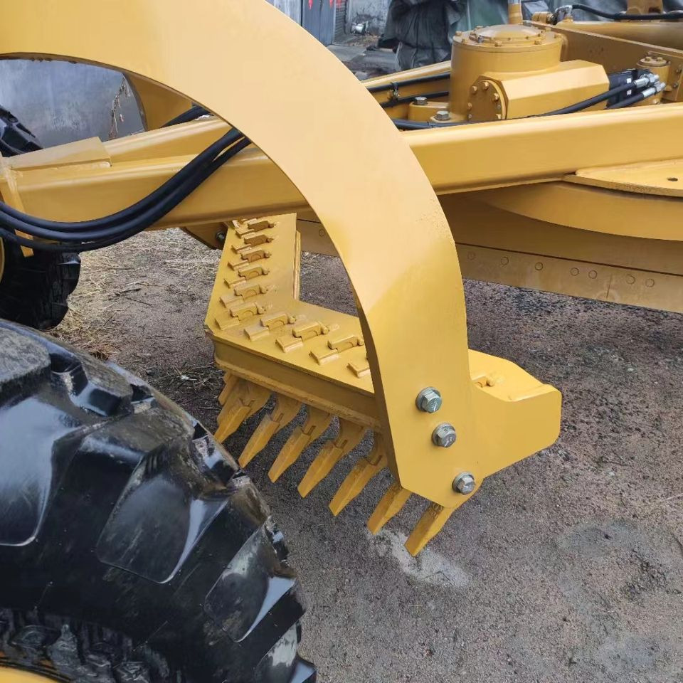 Hot Sale Used CAT 120GC Grader Construction Machinery High Quality CAT Grader - Gréder: 5 kép. Hot Sale Used CAT 120GC Grader Construction Machinery High Quality CAT Grader - Gréder: 5 kép.