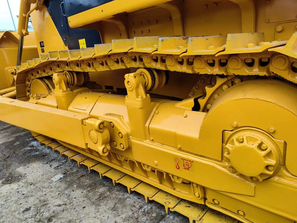 Shantui Second Hand Bulldozer SD32 Original Used Ripper Crawler Bulldozer Core Bearing Including Models SD13 SD16 SD22 SD32 SD42 - Buldózer: 4 kép. Shantui Second Hand Bulldozer SD32 Original Used Ripper Crawler Bulldozer Core Bearing Including Models SD13 SD16 SD22 SD32 SD42 - Buldózer: 4 kép.