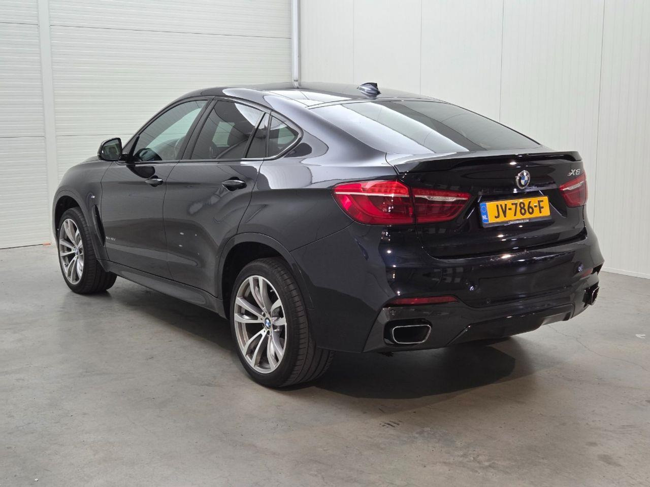 BMW X6 xDrive40d High Executive | 2016 | 188.070 km | JV786F | NAP: Logisch - Autó: 3 kép. BMW X6 xDrive40d High Executive | 2016 | 188.070 km | JV786F | NAP: Logisch - Autó: 3 kép.
