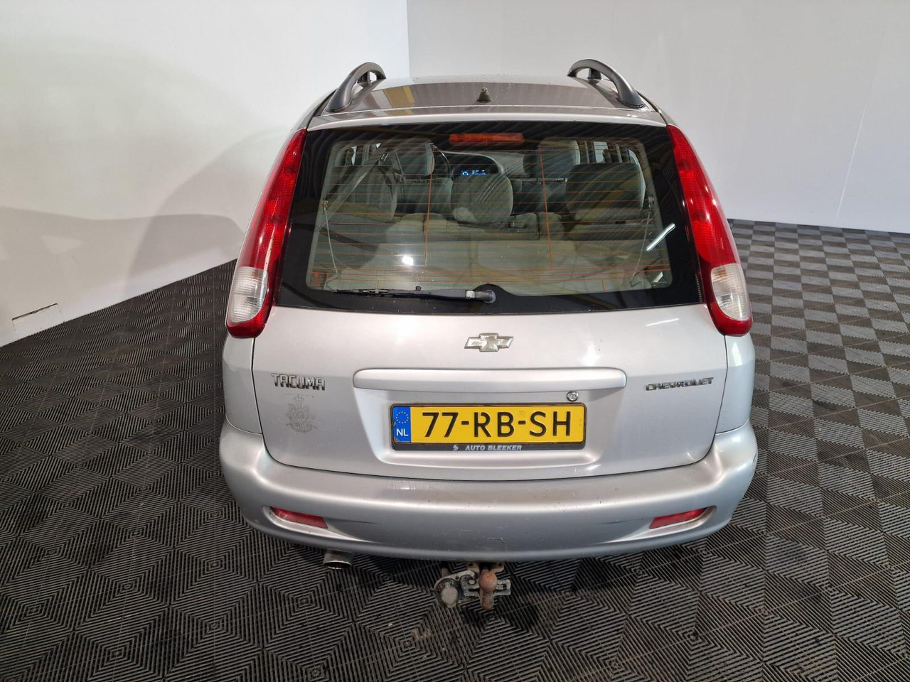 Chevrolet Tacuma 2.0 Class Aut. 77-RB-SH 146.580 km - Autó: 2 kép. Chevrolet Tacuma 2.0 Class Aut. 77-RB-SH 146.580 km - Autó: 2 kép.