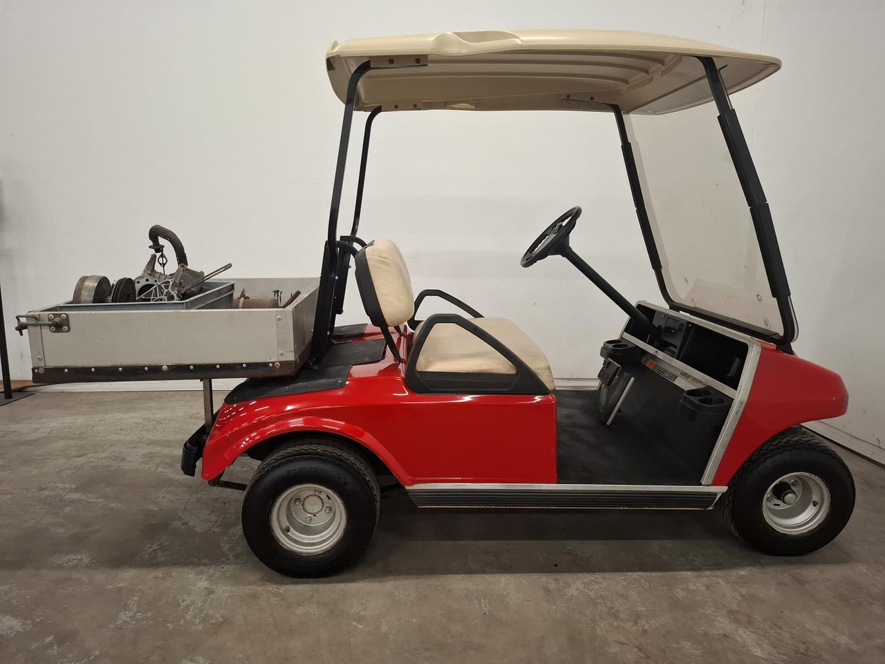 ClubCar Ds 2 seater + open Cargo box AG0203-111974 - Golfkocsi: 3 kép. ClubCar Ds 2 seater + open Cargo box AG0203-111974 - Golfkocsi: 3 kép.