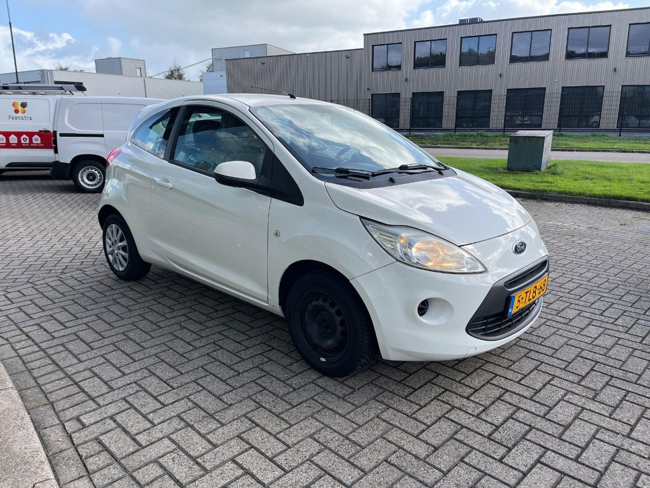 Ford Ka 1.2 Limited | 2011 | 142.277 km | 5TLB68 | NAP: Geen oordeel - Hatchback: 2 kép. Ford Ka 1.2 Limited | 2011 | 142.277 km | 5TLB68 | NAP: Geen oordeel - Hatchback: 2 kép.