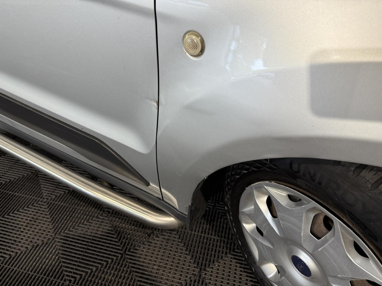Ford | Transit Connect | 1.5 TDCI L2 Trend | 2016 | 217.910 km | VV257N | Logisch - Kis furgon: 2 kép. Ford | Transit Connect | 1.5 TDCI L2 Trend | 2016 | 217.910 km | VV257N | Logisch - Kis furgon: 2 kép.