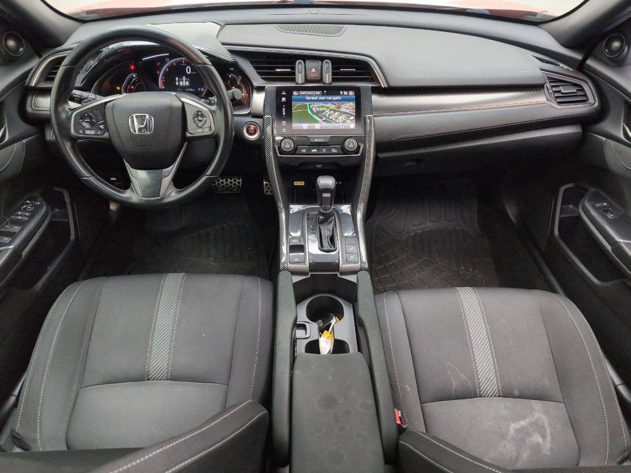 Honda Civic 1.5 i - VTEC Prestige | 2018 | 141.226 km | Automaat | R008RT | NAP: Geen oordeel - Hatchback: 5 kép. Honda Civic 1.5 i - VTEC Prestige | 2018 | 141.226 km | Automaat | R008RT | NAP: Geen oordeel - Hatchback: 5 kép.