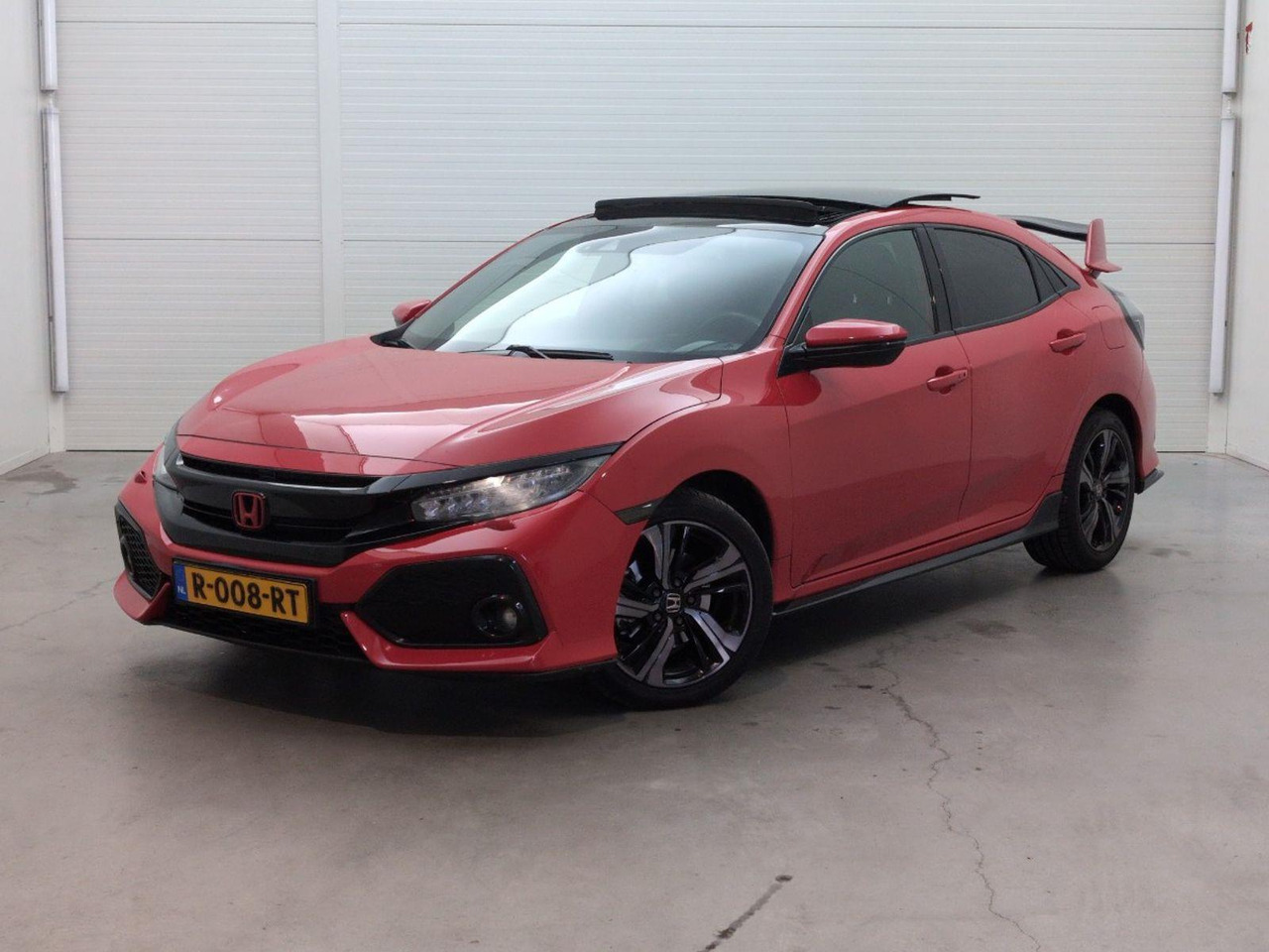Honda Civic 1.5 i - VTEC Prestige | 2018 | 141.226 km | Automaat | R008RT | NAP: Geen oordeel - Hatchback: 1 kép. Honda Civic 1.5 i - VTEC Prestige | 2018 | 141.226 km | Automaat | R008RT | NAP: Geen oordeel - Hatchback: 1 kép.