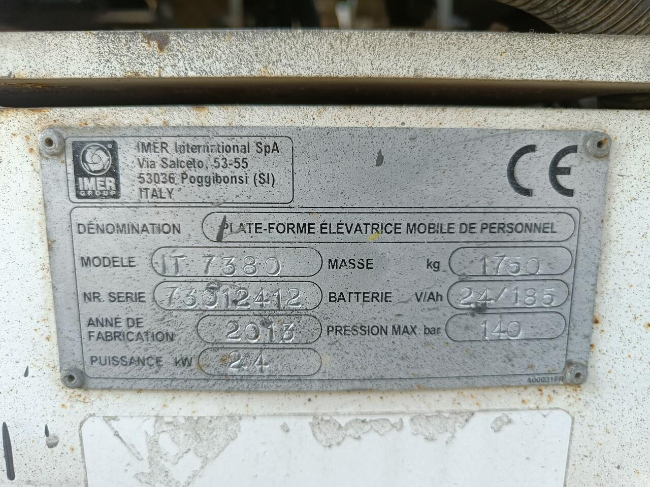 Imer IT 7380 Verrijdbare Schaarlift - Ollós emelő: 3 kép. Imer IT 7380 Verrijdbare Schaarlift - Ollós emelő: 3 kép.