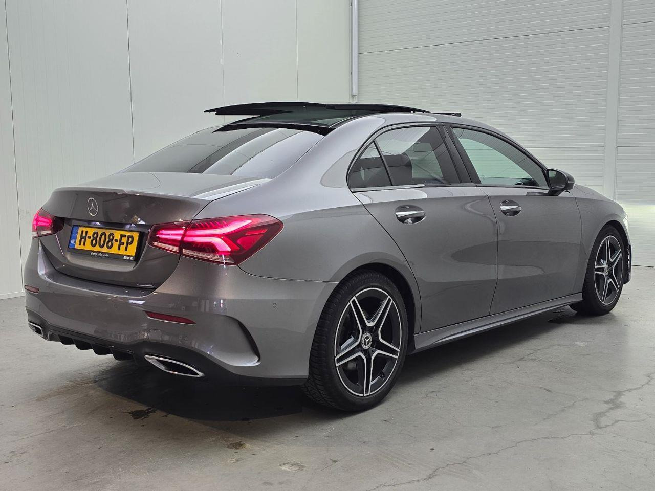Mercedes - Benz A - klasse 200 Launch Edition Premium | 2020 | 118.651 km | H808FP | NAP: Logisch - Szedán: 4 kép. Mercedes - Benz A - klasse 200 Launch Edition Premium | 2020 | 118.651 km | H808FP | NAP: Logisch - Szedán: 4 kép.