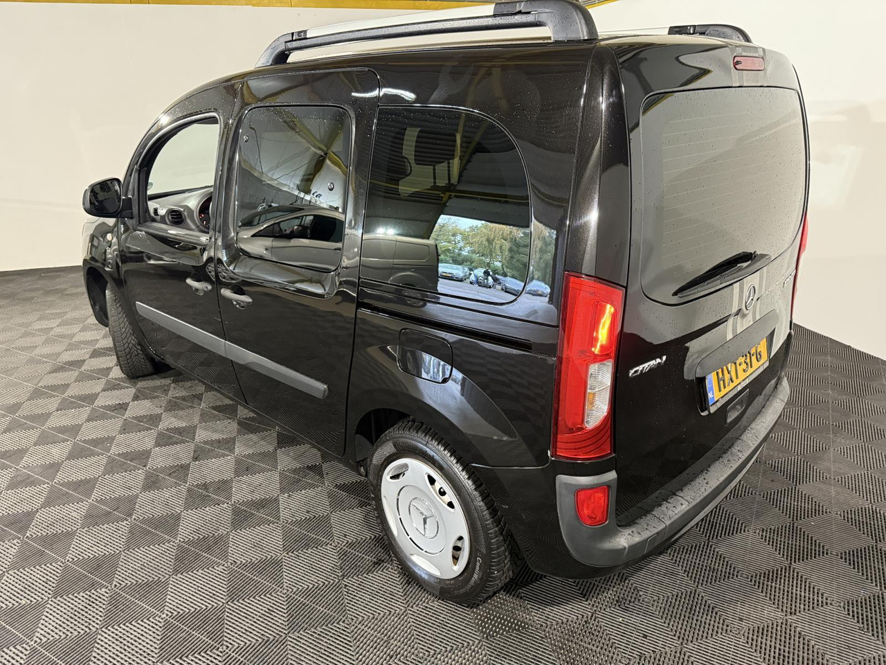 Mercedes-Benz | Citan | 109 CDI Trend | 2014 | 200.971 km | HXT31G | Geen oordeel - Autó: 4 kép. Mercedes-Benz | Citan | 109 CDI Trend | 2014 | 200.971 km | HXT31G | Geen oordeel - Autó: 4 kép.
