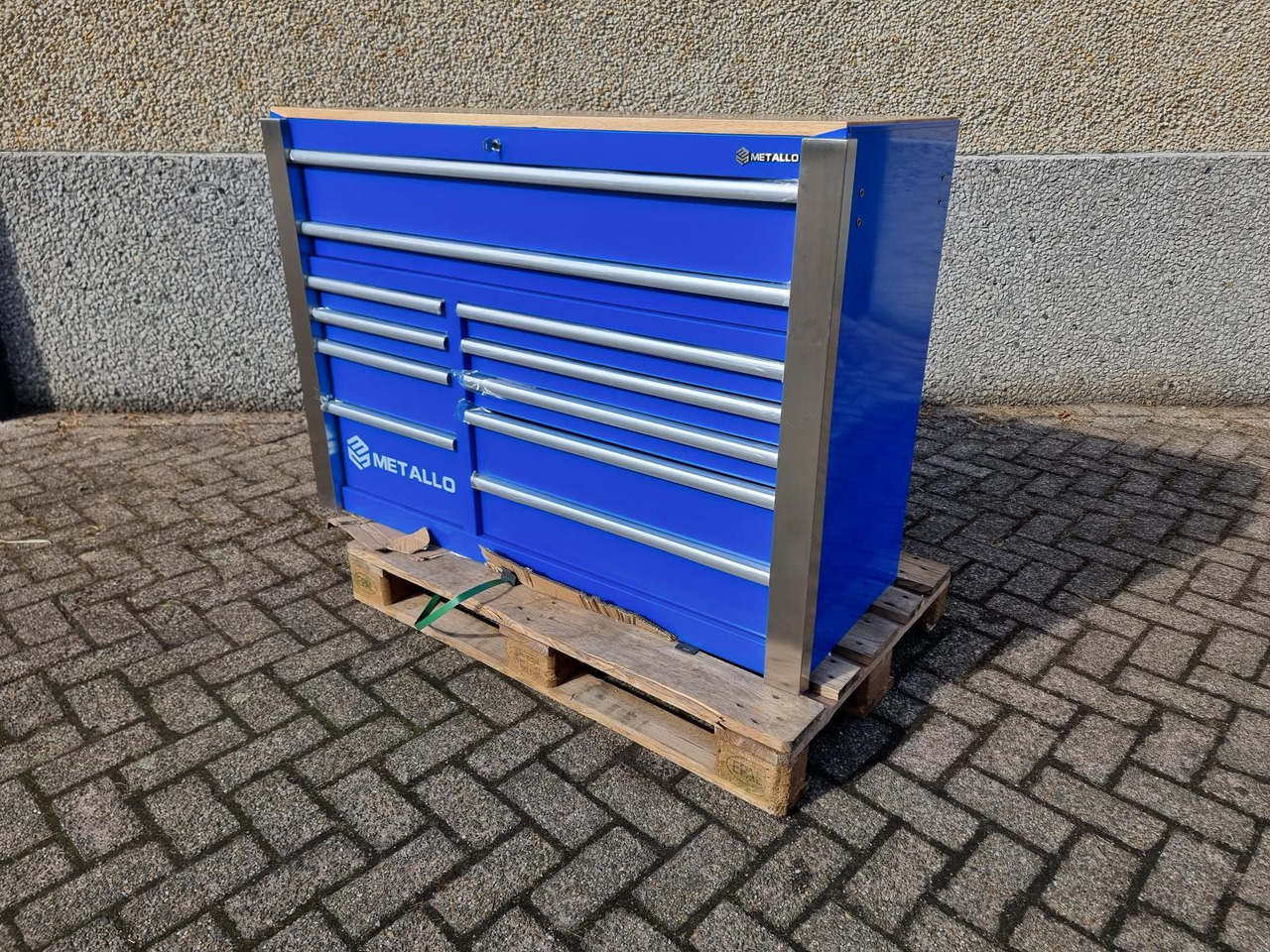 Metallo Mega Jumbo Gereedschapskist - Nieuw, 11 lades waarvan 9 gevuld met gereedschap - Garázs felszerelés: 2 kép. Metallo Mega Jumbo Gereedschapskist - Nieuw, 11 lades waarvan 9 gevuld met gereedschap - Garázs felszerelés: 2 kép.