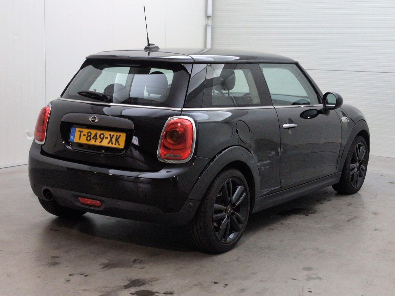 Mini Mini 1.5 One Salt | 2018 | 65.360 km | T849XK | NAP: Geen oordeel - Hatchback: 4 kép. Mini Mini 1.5 One Salt | 2018 | 65.360 km | T849XK | NAP: Geen oordeel - Hatchback: 4 kép.