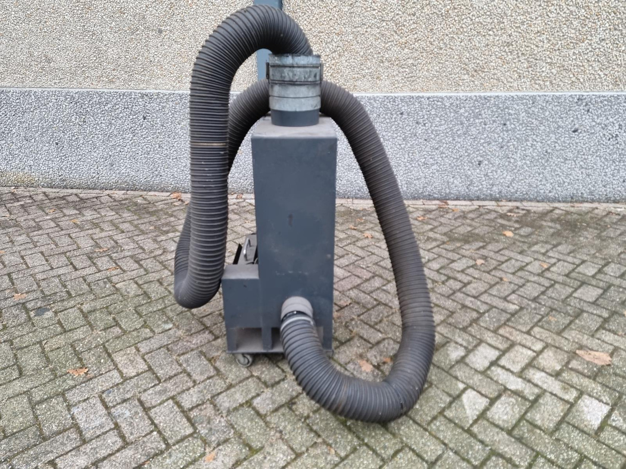 NBT SC-Truck Roetmeter met Slangen - Garázs felszerelés: 1 kép. NBT SC-Truck Roetmeter met Slangen - Garázs felszerelés: 1 kép.