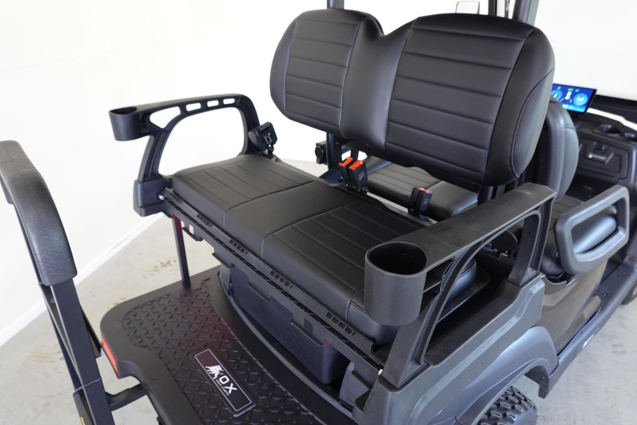 OX ZG4 4-zits Golfkar Zwart Nieuw - Golfkocsi: 5 kép. OX ZG4 4-zits Golfkar Zwart Nieuw - Golfkocsi: 5 kép.