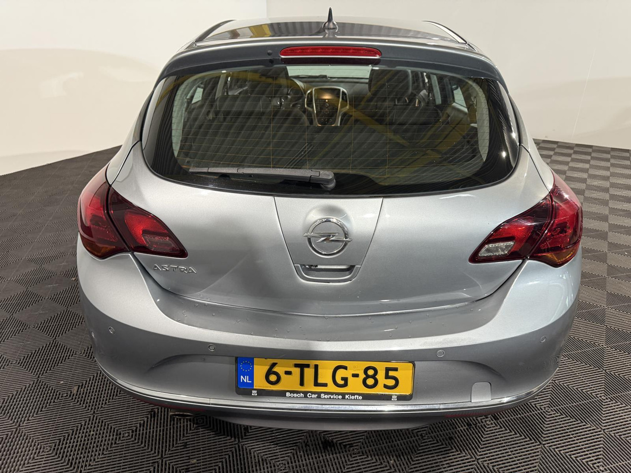 Opel Astra 1.4 Turbo Sport |2014 | 198.191 km | 6-TLG-85 - Hatchback: 4 kép. Opel Astra 1.4 Turbo Sport |2014 | 198.191 km | 6-TLG-85 - Hatchback: 4 kép.