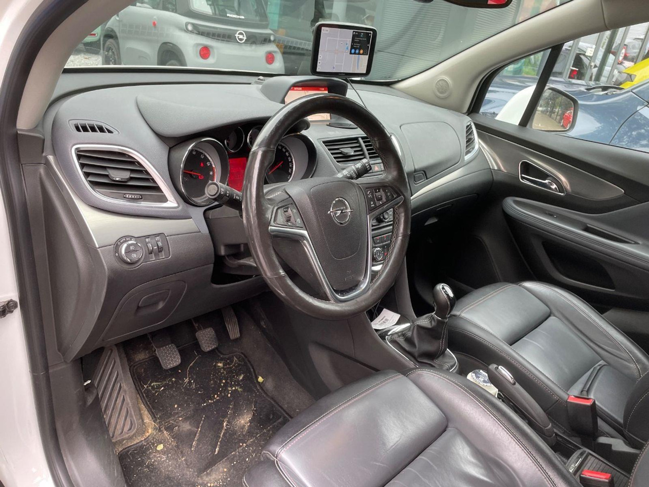 Opel Mokka 1.4 T Cosmo | 2014 | 98.606 km | 8ZDB60 | NAP: Logisch - Terepjáró/ SUV: 5 kép. Opel Mokka 1.4 T Cosmo | 2014 | 98.606 km | 8ZDB60 | NAP: Logisch - Terepjáró/ SUV: 5 kép.