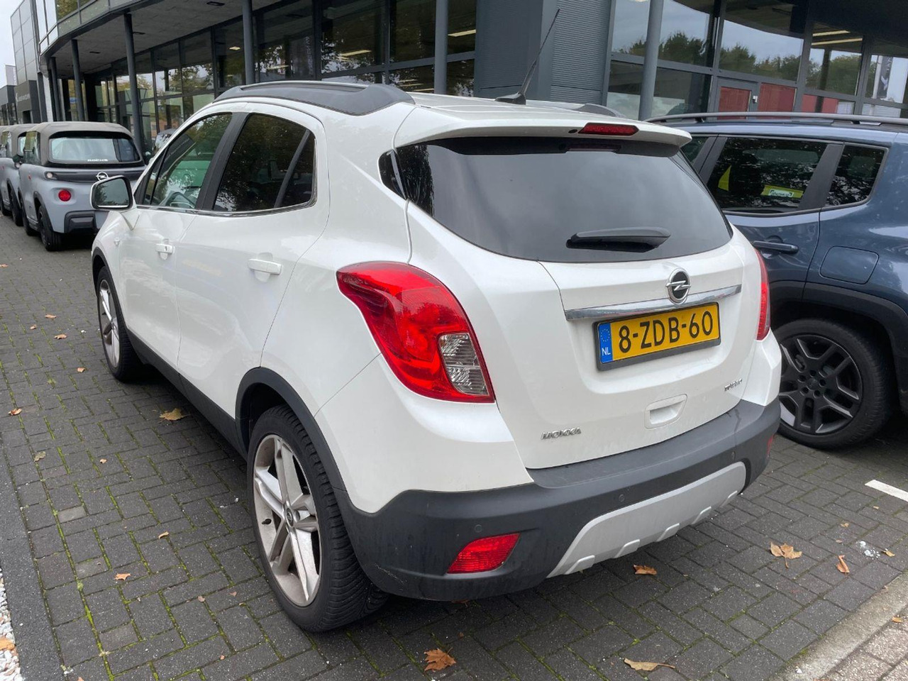 Opel Mokka 1.4 T Cosmo | 2014 | 98.606 km | 8ZDB60 | NAP: Logisch - Terepjáró/ SUV: 3 kép. Opel Mokka 1.4 T Cosmo | 2014 | 98.606 km | 8ZDB60 | NAP: Logisch - Terepjáró/ SUV: 3 kép.