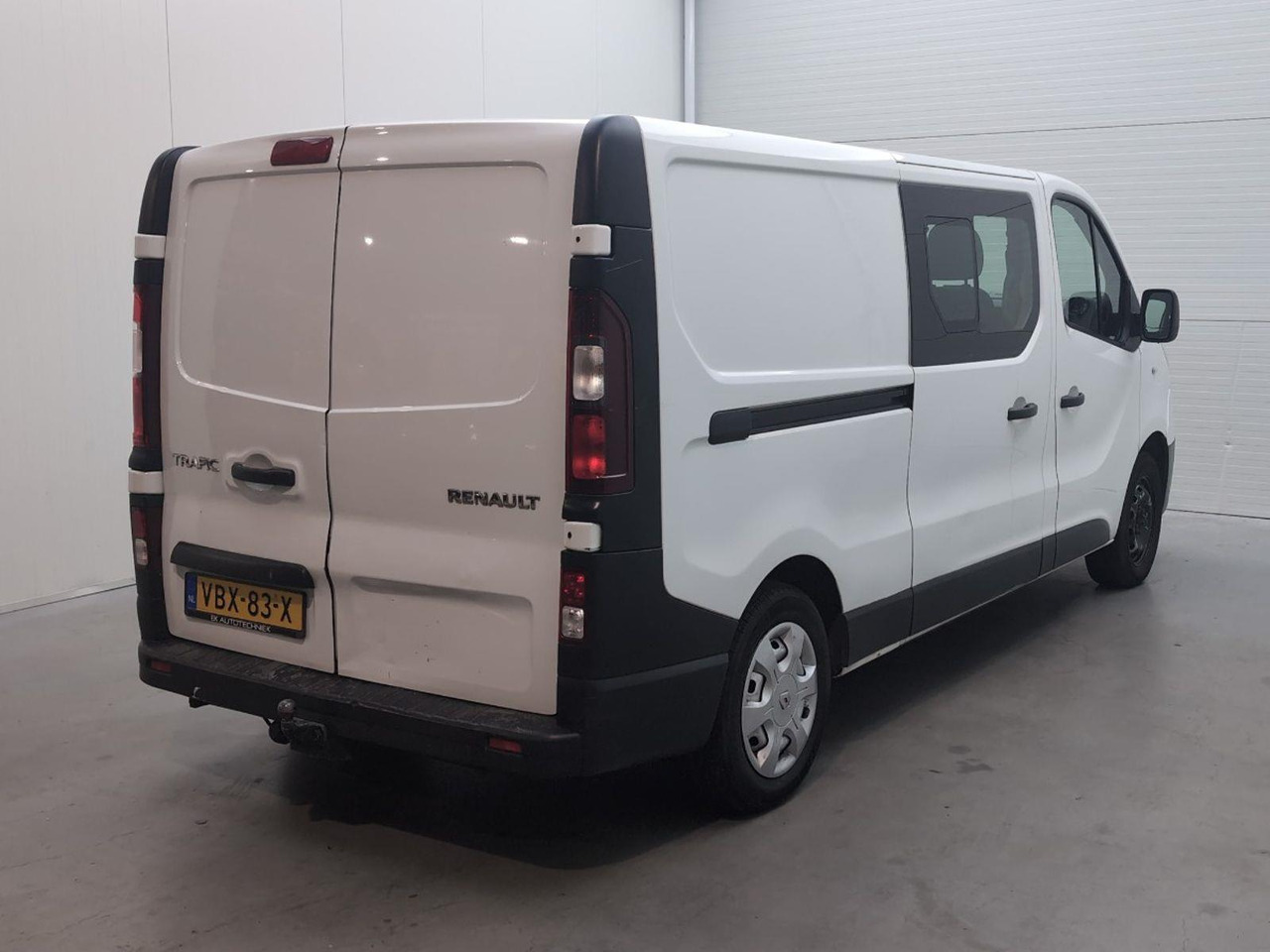Renault Trafic 1.6 dCi T29 L2H1 DC Comfort Energy | 2018 | 238.233 km | VBX83X | NAP: Geen oordeel - Duplakabinos kisteherautó: 4 kép. Renault Trafic 1.6 dCi T29 L2H1 DC Comfort Energy | 2018 | 238.233 km | VBX83X | NAP: Geen oordeel - Duplakabinos kisteherautó: 4 kép.