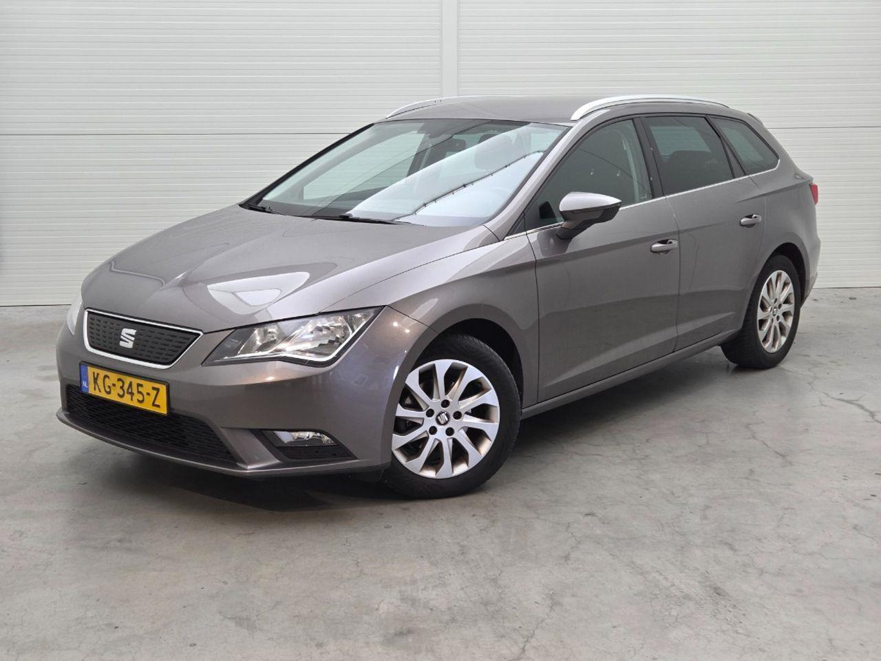SEAT Leon ST 1.0 EcoTSI Style Connect | 2016 | 146.353 km | KG345Z | NAP: Logisch - Autó: 1 kép. SEAT Leon ST 1.0 EcoTSI Style Connect | 2016 | 146.353 km | KG345Z | NAP: Logisch - Autó: 1 kép.