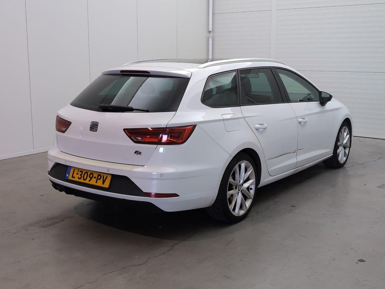 SEAT Leon ST 1.4 EcoTSI FR Business Intense Automaat | 2017 | 183.249 km | L309PV | NAP: Geen oordeel - Autó: 4 kép. SEAT Leon ST 1.4 EcoTSI FR Business Intense Automaat | 2017 | 183.249 km | L309PV | NAP: Geen oordeel - Autó: 4 kép.