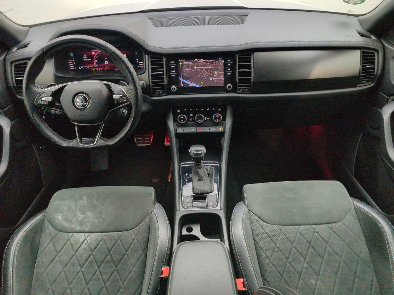 Skoda Kodiaq 1.5 TSI Sportline Business | 2023 | 87.432 km | Automaat | S076HB | NAP: Logisch - Terepjáró/ SUV: 5 kép. Skoda Kodiaq 1.5 TSI Sportline Business | 2023 | 87.432 km | Automaat | S076HB | NAP: Logisch - Terepjáró/ SUV: 5 kép.