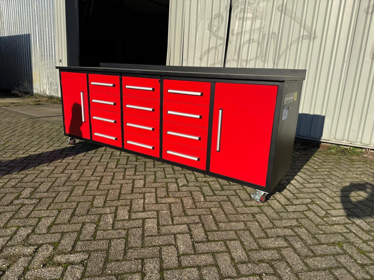 StahlWorks 10FT-12D-2-01C Gereedschapswand met 12 Lades en 2 Deuren (Nieuw) - Garázs felszerelés: 1 kép. StahlWorks 10FT-12D-2-01C Gereedschapswand met 12 Lades en 2 Deuren (Nieuw) - Garázs felszerelés: 1 kép.